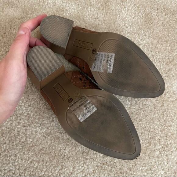 ❄️BF SALE❄️ A.N.A. Brown Suede Cut Out Mules - Picture 8 of 8